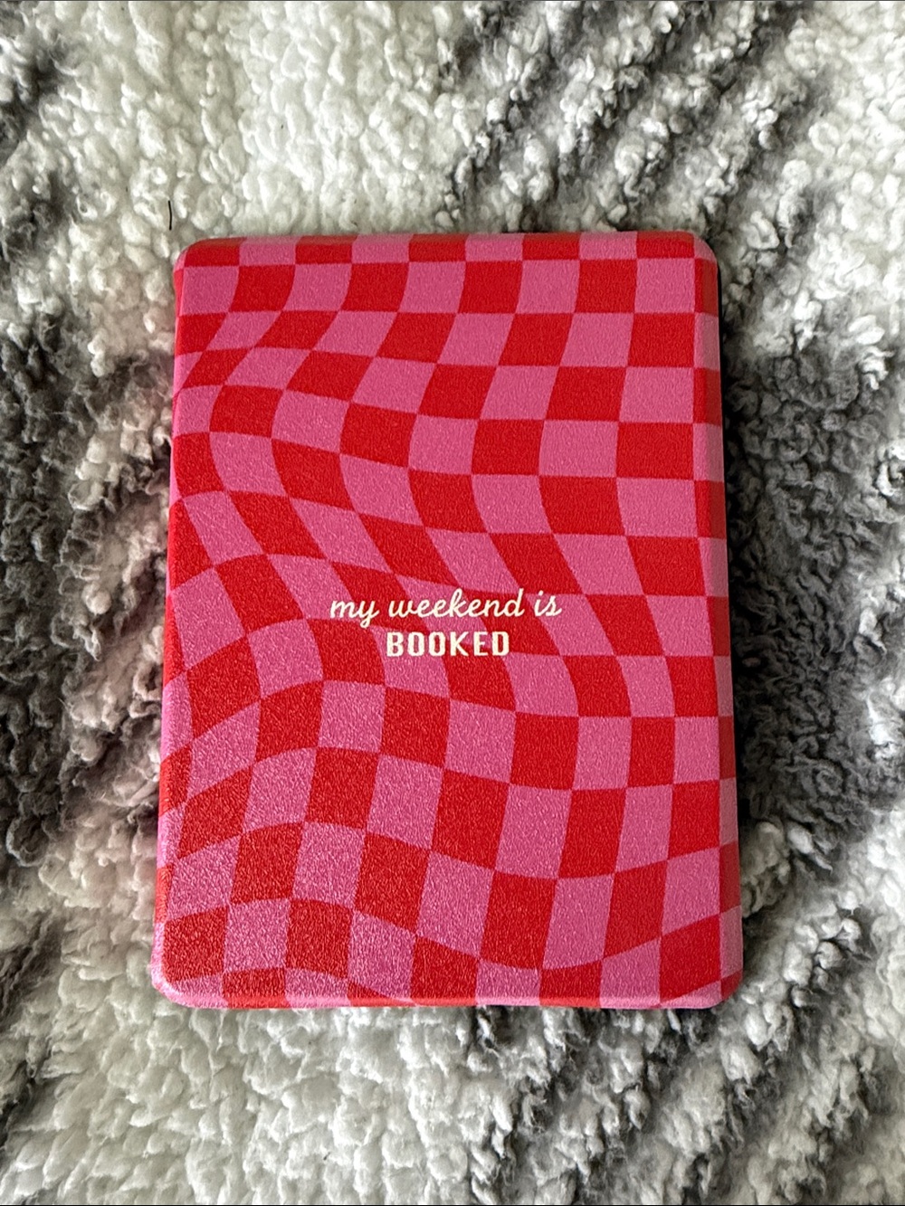 Red & Pink Checkered Magnetic Kindle Paperwhite 11th Generation Case 💖📚